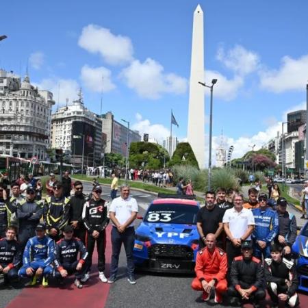 TC 2000 arrancó la temporada 2026 con una caravana por la 9 de Julio y el Obelisco