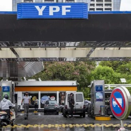 YPF no subirá la nafta por 45 días: las razones