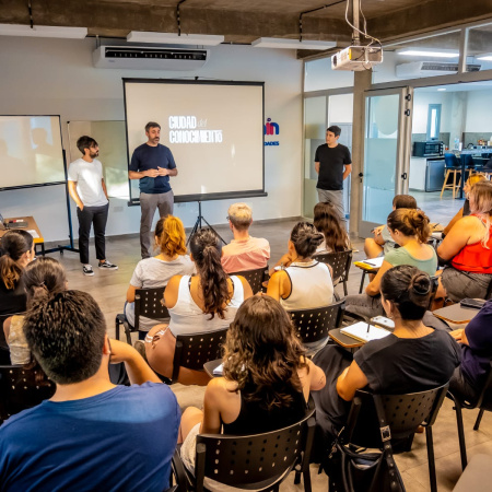 Junín potencia la formación con rápida salida laboral con talleres, cursos y carreras cortas