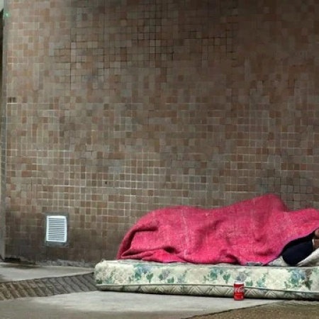 La UCA alerta de que la baja de la pobreza es una "ficción" que no llega al bolsillo