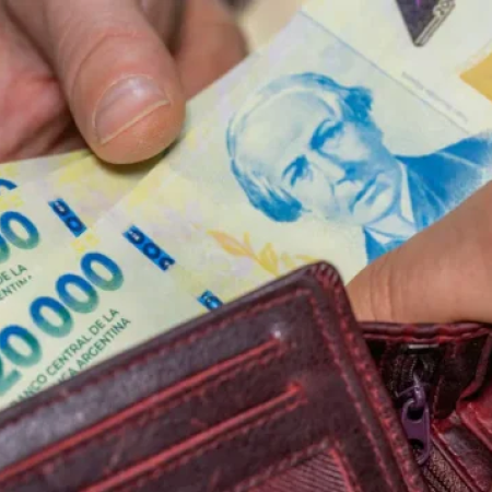 Crédito en pausa: advierten un freno en los préstamos en pesos al sector privado y un aumento de la mora