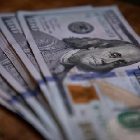 "No es sostenible que la inflación le gane al tipo de cambio”: advierten que el dólar está atrasado y necesita una corrección
