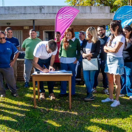 Agustín Roca: firmaron un convenio para fortalecer el reciclaje y avanzar en políticas de sustentabilidad
