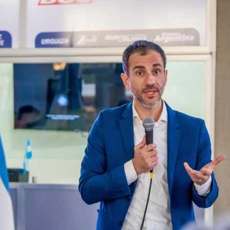 “No dejemos solos a los docentes”: Petrecca reclama una política integral ante la violencia en las escuelas