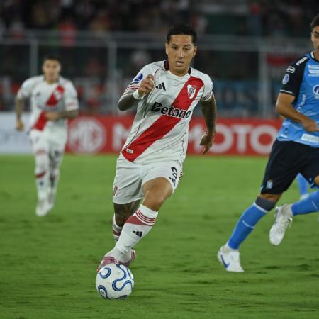 River, con diez jugadores, igualó con Blooming en Bolivia por la Sudamericana