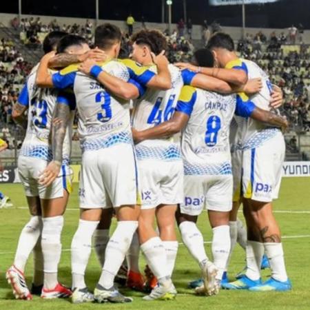 Rosario Central goleó en Venezuela y se encamina en la Copa Libertadores