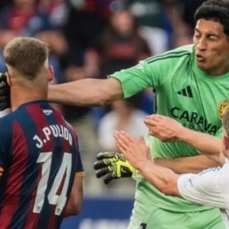 Escándalo: piña y expulsión del arquero argentino Esteban Andrada en la Segunda División española