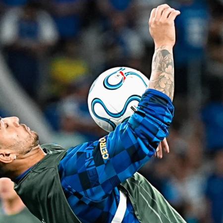 Paredes apuntó contra el arbitraje tras la derrota con Cruzeiro: “Quieren ser más protagonistas que los jugadores”