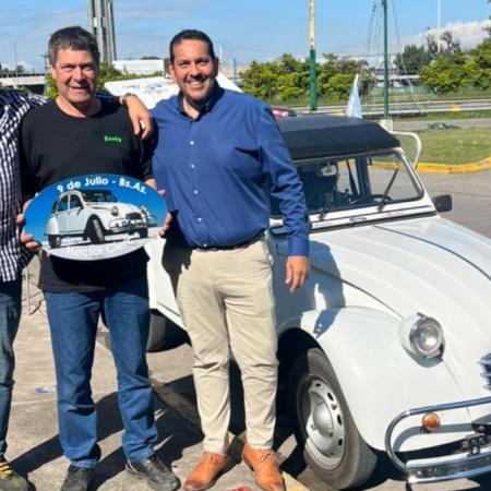 De 9 de Julio a Alaska: la travesía sin pausas de un mecánico que desafía al continente en un Citroën 3 CV