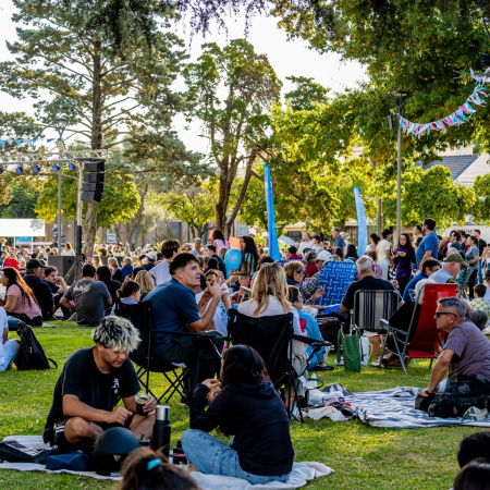 Emprendedores y vecinos de Junín celebraron el 1 de mayo en una jornada de encuentro y cultura