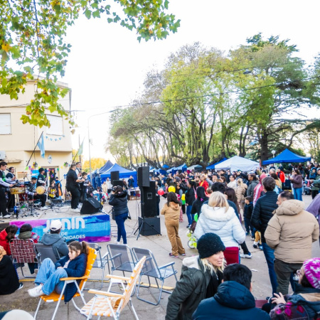 Instituciones, emprendedores y artistas protagonizaron el multitudinario aniversario de Morse