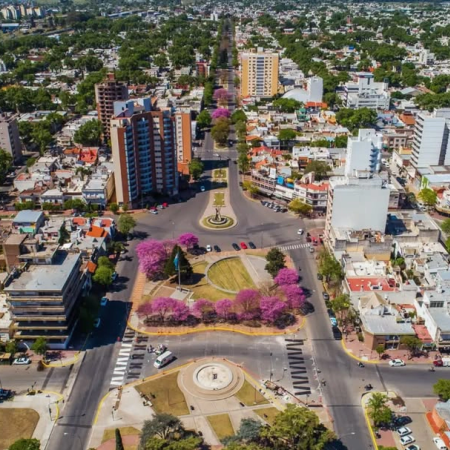 Junín, la pequeña Buenos Aires del noroeste bonaerense: una ciudad que crece, resiste y busca su lugar en medio del caos