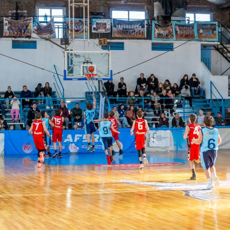 Destacan el crecimiento del minibásquet durante el Zonal U13 disputado en Junín