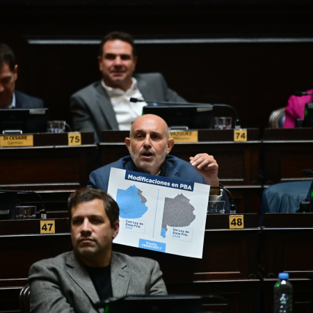 Alexis Guerrera cruzó al Gobierno por avanzar con la reforma de Zona Fría: "Lo que va incrementando es el déficit social"