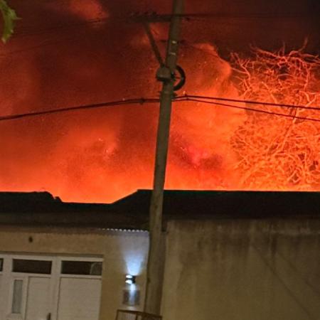 Un incendio destruyó un módulo en la Sociedad de Fomento del barrio La Celeste