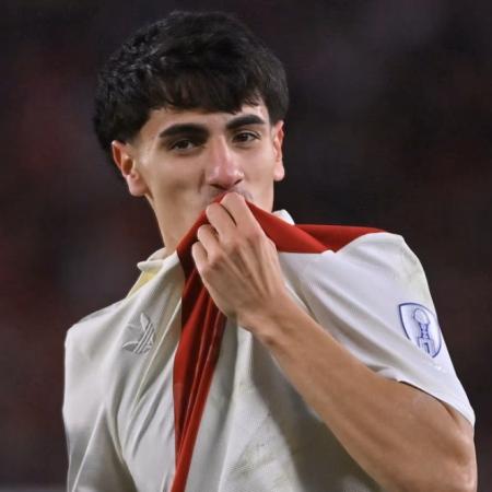 River terminó la goleada ante Blooming con once jugadores surgidos de sus inferiores