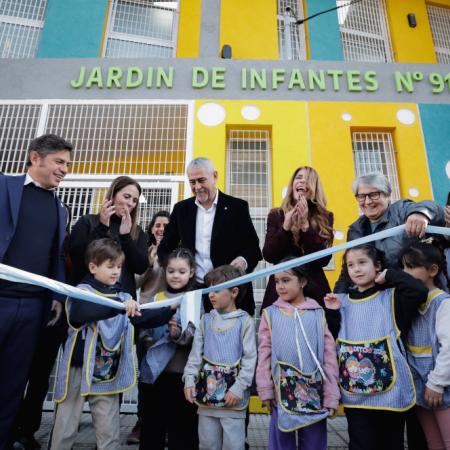 Kicillof inauguró en Avellaneda el nuevo edificio del Jardín de Infantes N°918