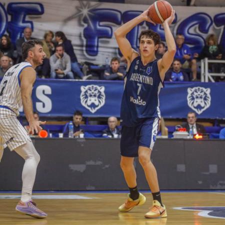 Argentino pone en marcha la serie por la permanencia ante Atenas en Córdoba