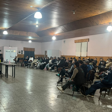 Más de 50 vecinos de Saforcada participaron de una capacitación sobre manipulación segura de alimentos