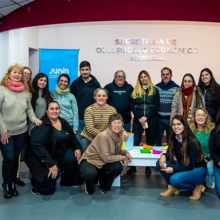 “Canvas en Acción”: emprendedores locales fortalecieron sus proyectos a través de una nueva capacitación del Municipio