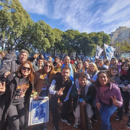 Militantes de La Cámpora Junín participaron del acto en Parque Lezama