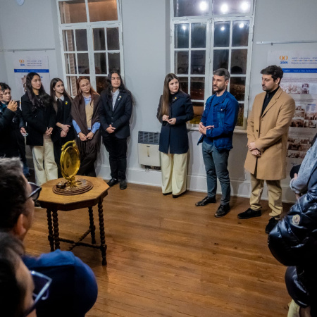 Quedó inaugurada la muestra por los 90 años del Rotary Club Junín en el Museo Histórico
