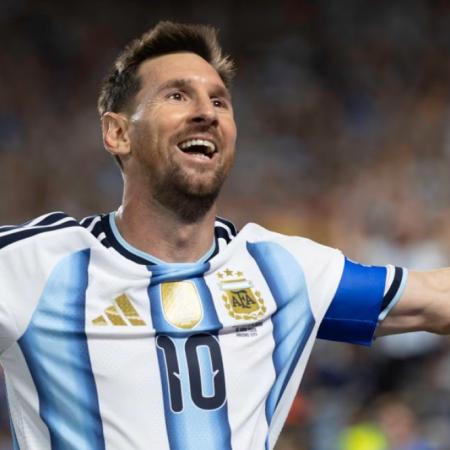 Los récords que rompió Messi en la goleada a Argelia