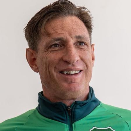 Facundo Sava presentará en Junín su libro sobre fútbol y psicología social
