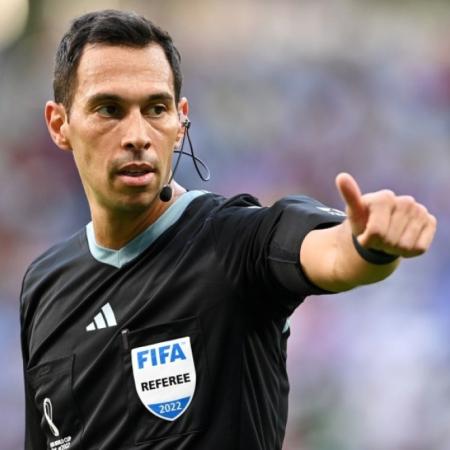 Falcón Pérez y Tello, los árbitros argentinos designados para definir el Grupo A del Mundial 2026