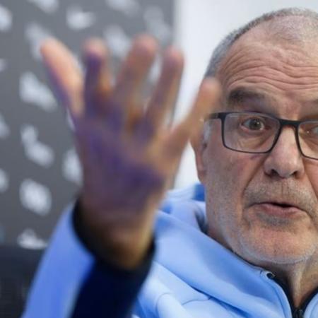 Bielsa criticó las pausas de hidratación del Mundial 2026: “No le agregan nada y le quitan mucho”