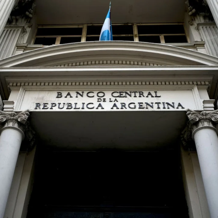 El Banco Central renovó hasta 2028 sus préstamos con bancos internacionales por US$6.000 millones
