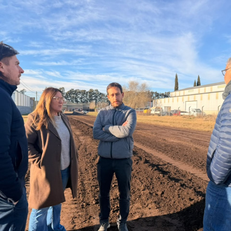 Valeria Arata recorrió las obras de mejora en el Parque Industrial que realiza la Provincia