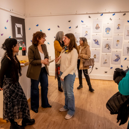 "Pulsa el Deseo": quedó inaugurada una nueva muestra de arte en Tono Local