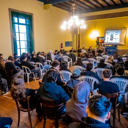 El Municipio de Junín ya capacitó a más de 200 jóvenes en los cursos obligatorios de seguridad vial para la primera licencia