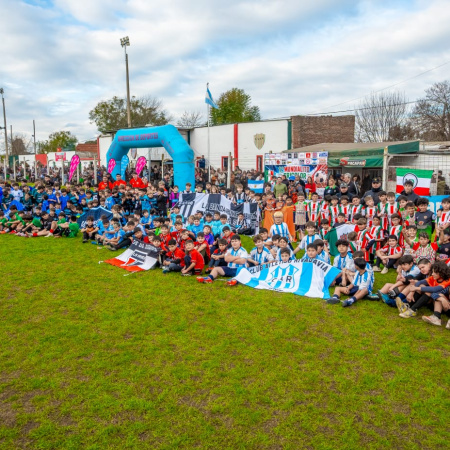 Mundialito de Inferiores reunió a más de 250 chicos en el Club Ambos Mundos