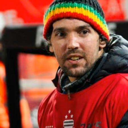 Pablo Grillo volvió a sacar fotos en la cancha de Independiente