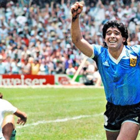 La historia de la camiseta azul con la que Argentina eliminó a Inglaterra en México 86