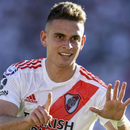 River Plate confirmó el regreso de Rafael Santos Borré