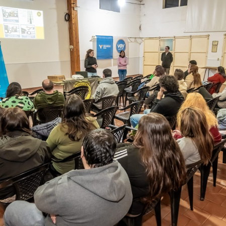 El Municipio acercó el taller de licencia de conducir al barrio Evita y ya alcanzó a más de 900 vecinos