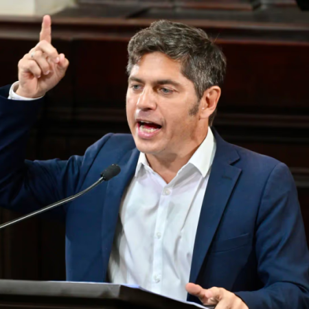 Kicillof criticó a Milei por la obra pública y le pidió la gestión de importante autopista del AMBA