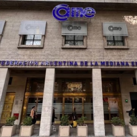 La CAME desmintió al Gobierno y afirmó que las familias se endeudan para comer