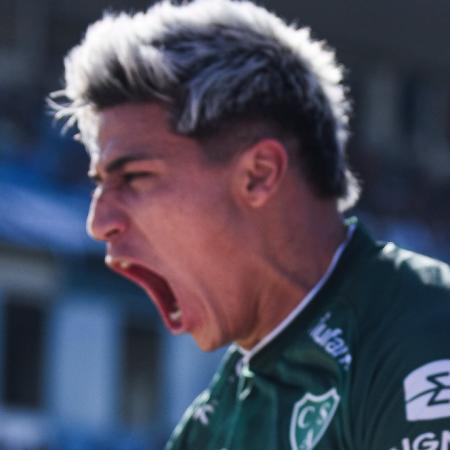 Sarmiento logró un triunfazo en su visita a Atlético Tucumán