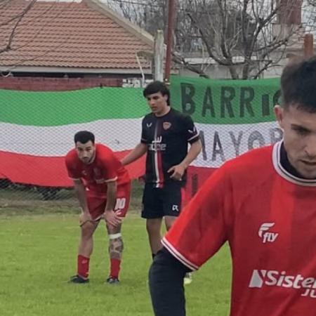 El clásico entre Ambos Mundos e Independiente terminó en tablas y dejó todo abierto en el Torneo Clausura