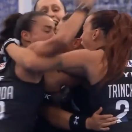 Las Leonas le ganaron un sufrido partido a Alemania y consiguieron su primer triunfo