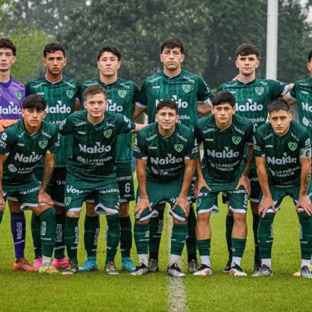 La Reserva de Sarmiento sigue invicta y comparte la punta con River