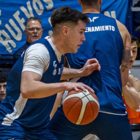 Argentino arrancó la pretemporada con un triunfo ante Regatas