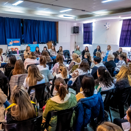 Nuevo encuentro intersectorial para reforzar la protección de derechos de niños y familias