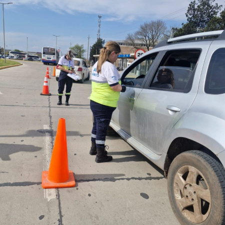 El Municipio de Junín controla el funcionamiento de Uber para garantizar la seguridad de los pasajeros