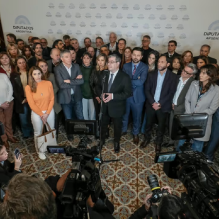 Morosidad: la oposición negocia a contrarreloj el proyecto y se ilusiona con sumar más firmas que LLA