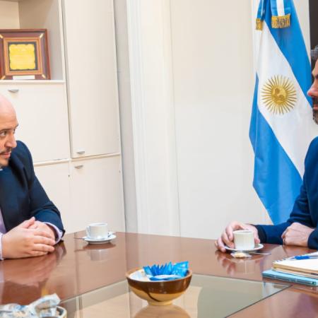 El Banco Macro adelanta el pago de tasas y realiza un aporte económico para el nuevo sistema de movilidad sustentable en Junín